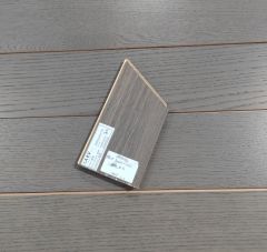 多層實(shí)木地板-七彩橡木系列-YX-002  915*127*150 